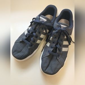 Adidas men's Daily Sneakers